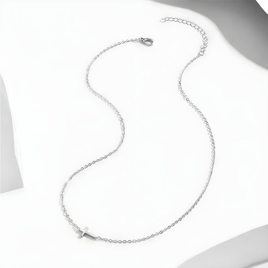 Collier Croix Argent – Design Classique